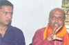 Muthalik slams govt for banning Togadia entry to Udupi